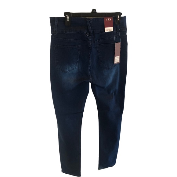 T&Y Fashion Dark Wash Distressed 3 Button Fit Jean - Picture 6 of 13